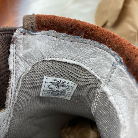 MERRELL CINNAMON SMOOTH BROWN LEATHER WEDGE ANKLE BOOTIES SIZE W7 - Picture 9 of 10